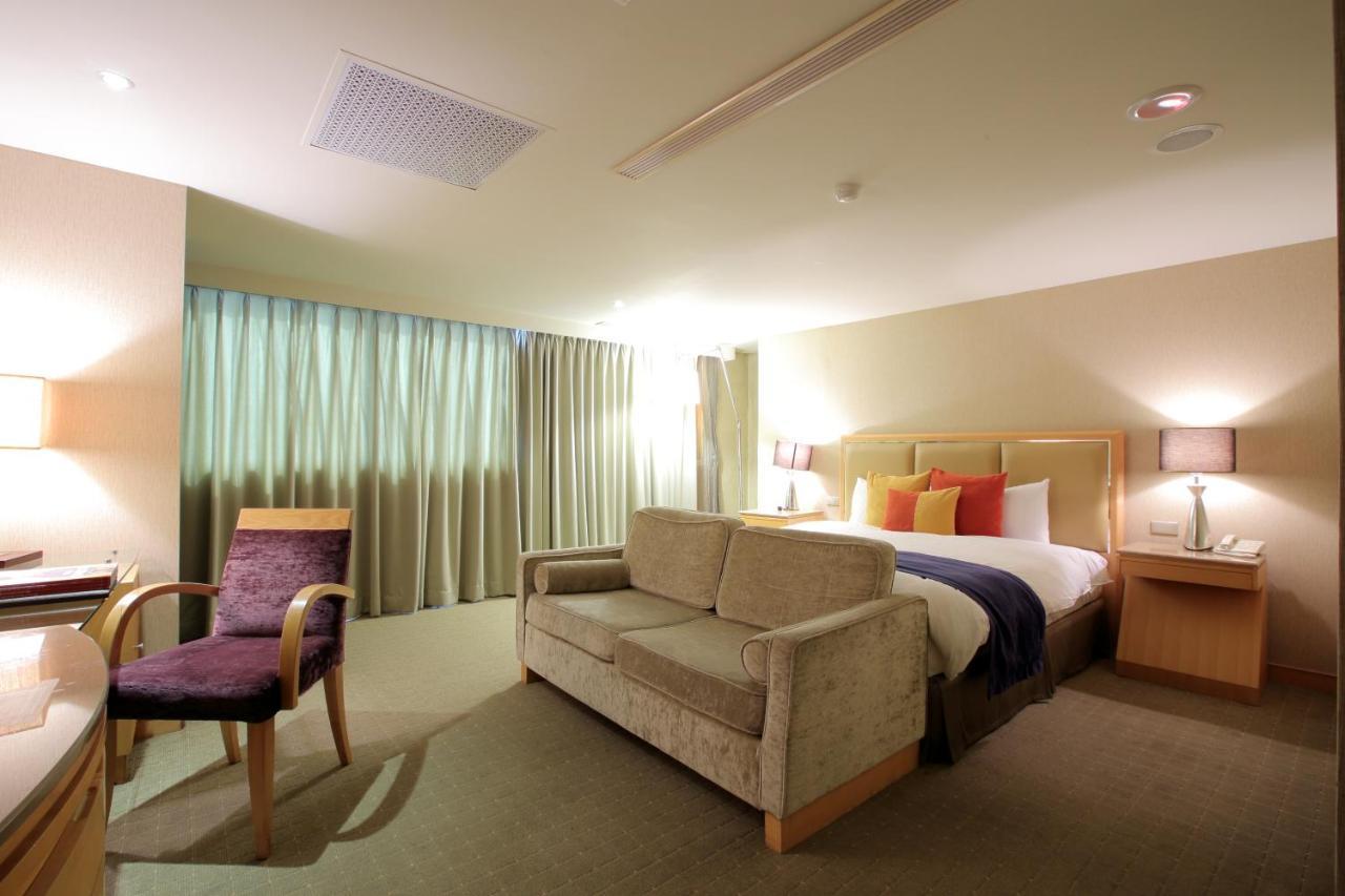 Jin Hua Hotel Luodong Exteriör bild